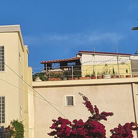 Blue Heaven Apartment Sarandë Exteriör bild